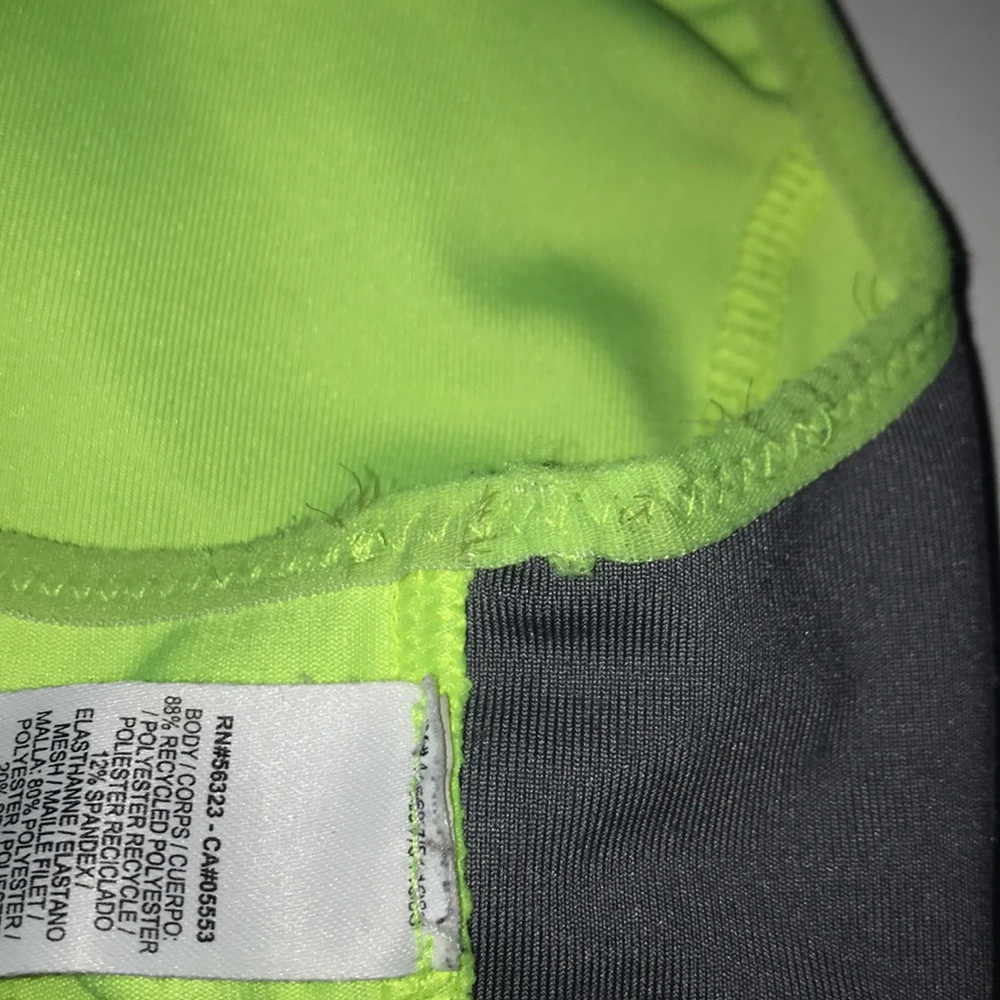 Nike Dri-Fit XS Sportsbra - Picture 6 of 7